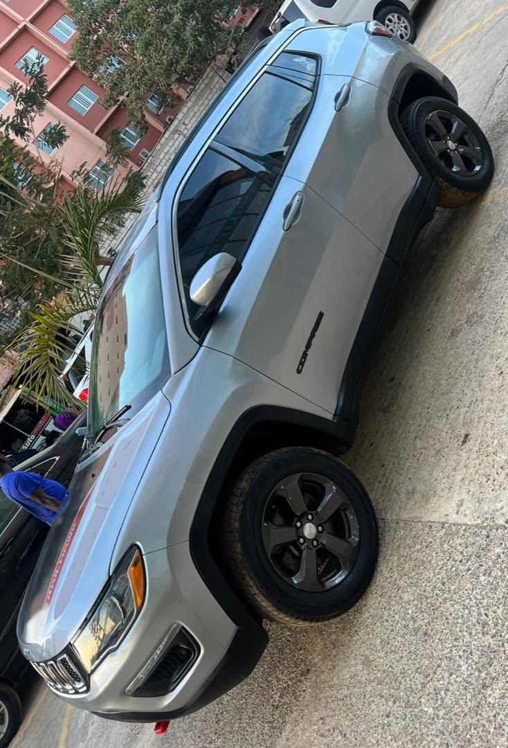 JEEP CHEROKEE 2018
