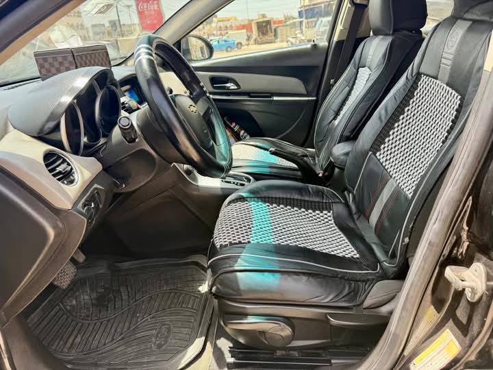 CHEVROLET CRUZ ANNEE 2012